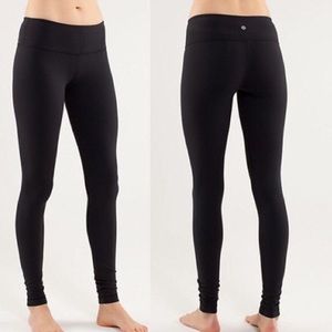 Lululemon “Wunder under” Leggings